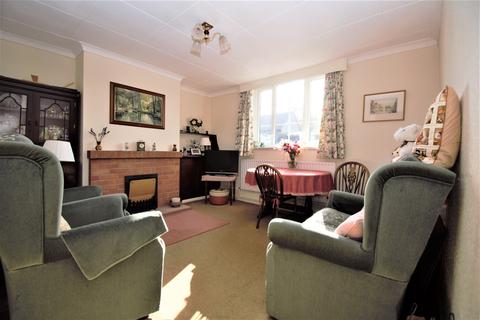 27 Bittles Green, Motcombe, Shaftesbury, SP7 9NX