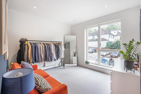 14 Rushden Close, London, SE19 3QB