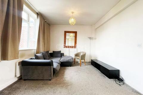 1 bedroom apartment to rent, Court Road, London, SE9
