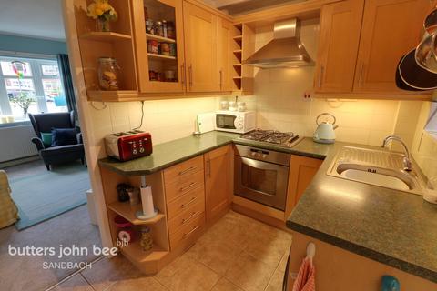 13 Betchton Road, Malkins Bank, Sandbach, CW11 4XN