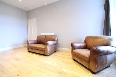 2 bedroom flat to rent, Bedford Place, Ground Floor, AB24
