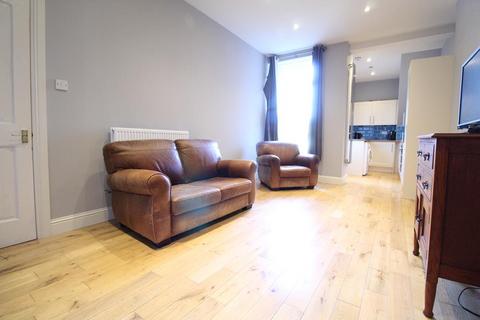 2 bedroom flat to rent, Bedford Place, Ground Floor, AB24