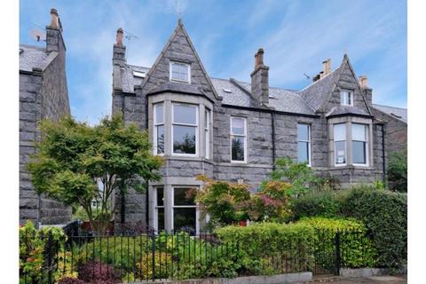 5 bedroom terraced house to rent, Beaconsfield Place, Aberdeen, AB15