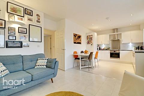 Flat 5, Angelica Court Sunningdale Gardens, London, NW9 9PX
