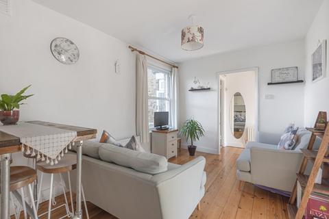 68c Wisteria Road, London, SE13 5HN