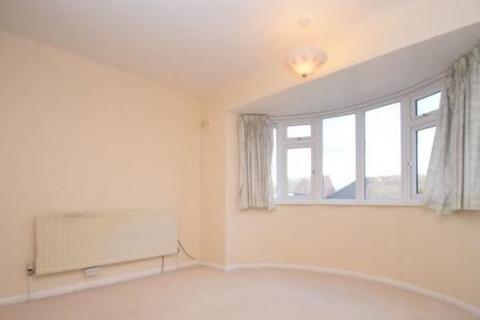 4 bedroom semi-detached house to rent, Durston Close, Leicester