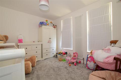 49 Clive Road, Rochester, ME1 3BZ
