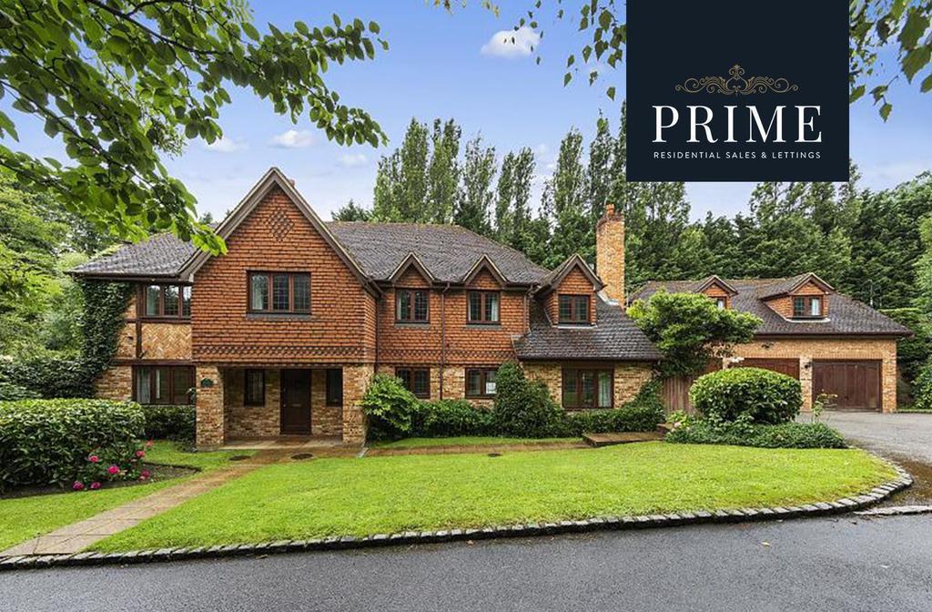 Highfield Close, The Crown Estate, Oxshott, KT22 5 bed detached house