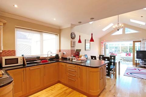 35 Fairway, Carlyon Bay, St Austell, PL25 3QF