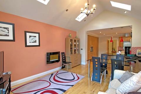 35 Fairway, Carlyon Bay, St Austell, PL25 3QF