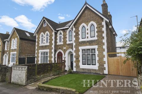 11 Summerhill Road, London, N15 4HF