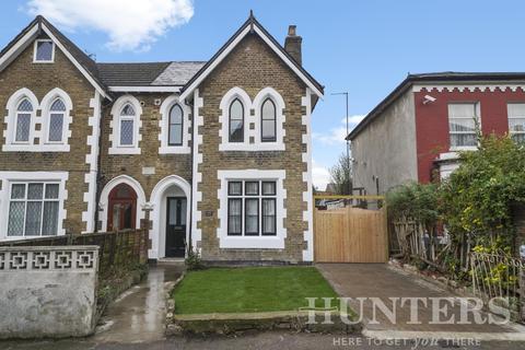 11 Summerhill Road, London, N15 4HF