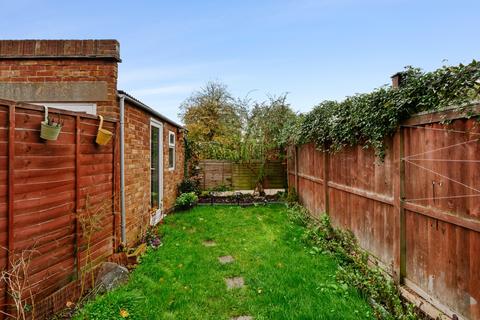 11 Reed Close, London, SE12 8UD