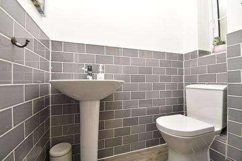 6 Old Nurseries Close, Meppershall, Shefford, SG17 5PZ