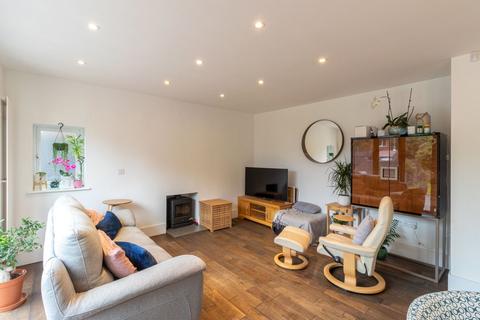 171 Buryfield Road, Solihull, B91 2BB
