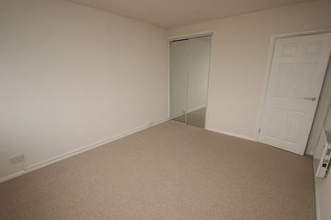 18 Bramber Square, Rustington, Littlehampton, BN16 3EJ