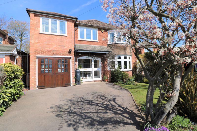 Woodside Road, Walsall 4 bed detached house £410,000