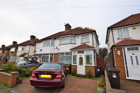 52 Berkeley Waye, Hounslow, TW5 9HL