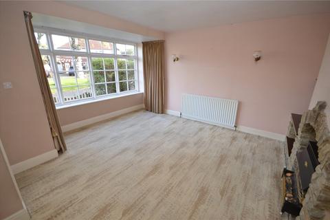 67 Fieldhead Road, Guiseley, Leeds, LS20 8DU