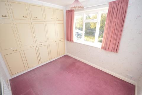 67 Fieldhead Road, Guiseley, Leeds, LS20 8DU