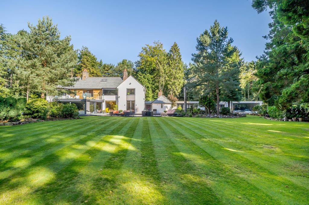 Quarry Road, Neston 4 bed detached house £1,850,000