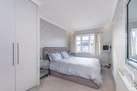 31 Wrotham Road, Welling, DA16 1LT