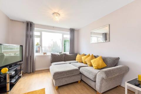 3 Lyminge Close, Sidcup, DA14 6RE