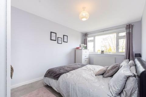 3 Lyminge Close, Sidcup, DA14 6RE