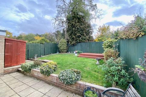 9 Shuttlemead, Bexley, DA5 1RE