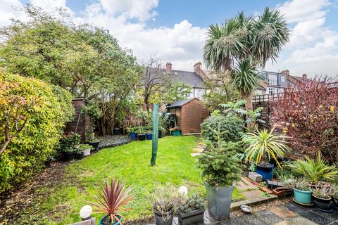 29 Holmesley Road, London, SE23 1PH