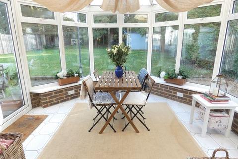 Holmbury Edwin Road, West Horsley, Leatherhead, KT24 6LN