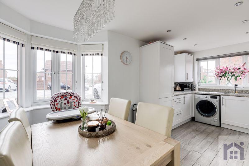 Dining kitchen