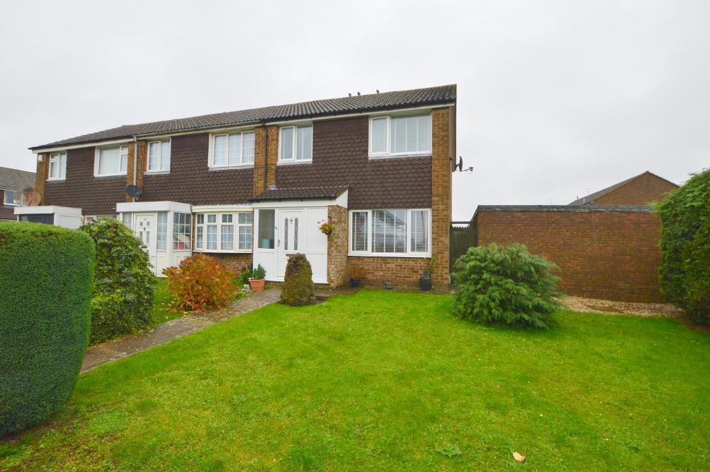 Way, Stopsley, Luton, Bedfordshire, LU2 8JW 3 bed end of