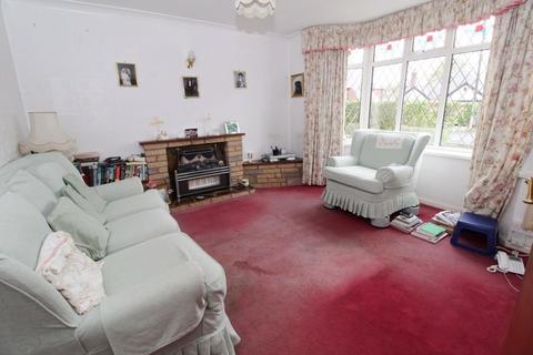 25 Harborough Drive, Walsall, WS9 0ET