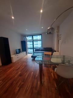 1 bedroom flat to rent, Discovery Dock West Tower, Canary Wharf , South Quay, London, E14 9RL