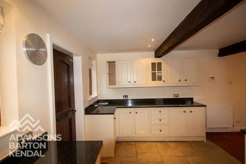 3 bedroom semi-detached house to rent, Jowkin Lane, Bamford, Rochdale OL11 5UU