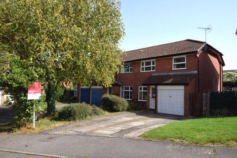 65 Haydock Close, Alton, GU34 2TL