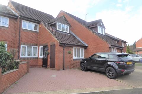 8 Brookfield Avenue, Houghton Regis, Dunstable, LU5 5TS