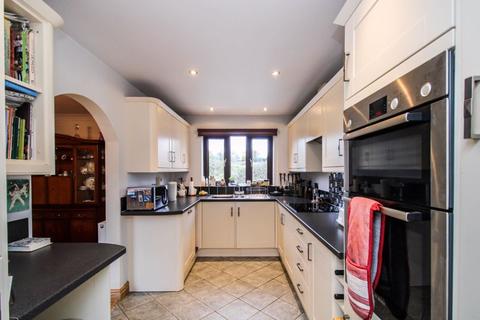3 Hayes Close, Leek, ST13 6DF