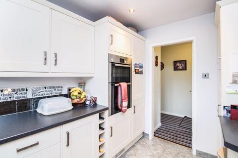 3 Hayes Close, Leek, ST13 6DF