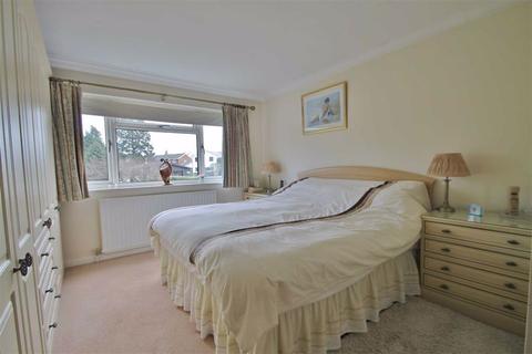 The Poplars Wrotham Road, Meopham, Gravesend, DA13 0AQ