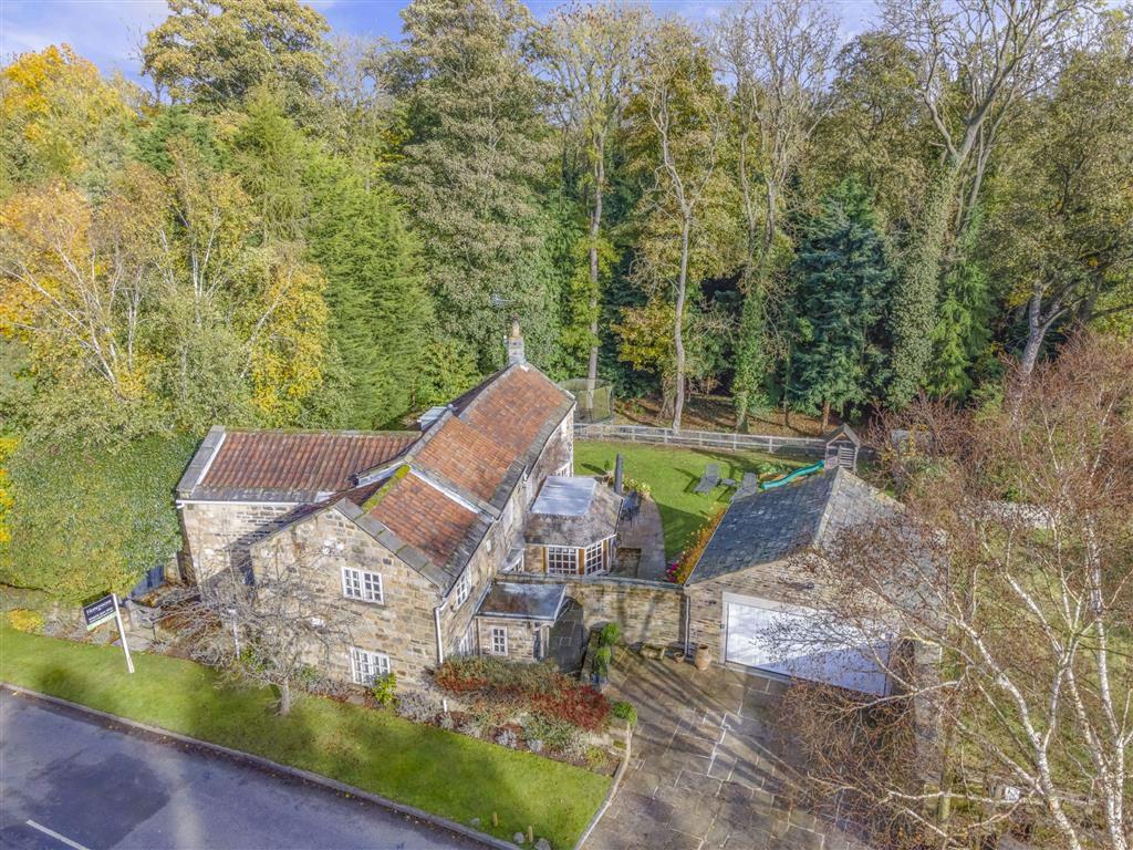 Main Street, Kirkby Overblow, North... 4 bed detached house £975,000