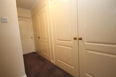 4 Cricketers Terrace, Carshalton, SM5 2RD