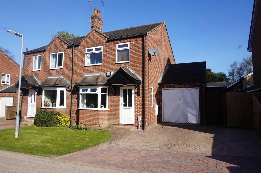 Wilson Close,North Ferriby 3 bed semidetached house £850 pcm (£196 pw)