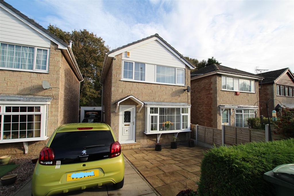 Rooks Avenue, Cleckheaton 3 bed detached house £189,950