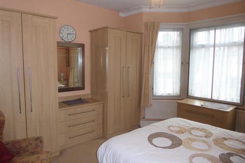 13 Denbigh Road, Hounslow, TW3 4DU