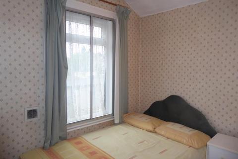 13 Denbigh Road, Hounslow, TW3 4DU