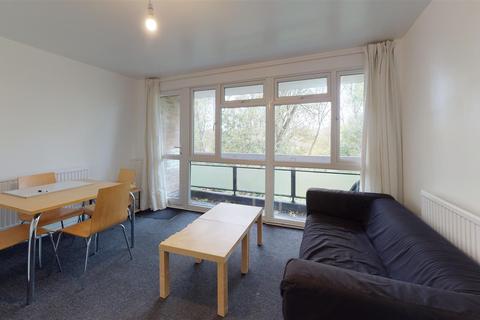 29 Hawe Close, Canterbury, CT2 7DL