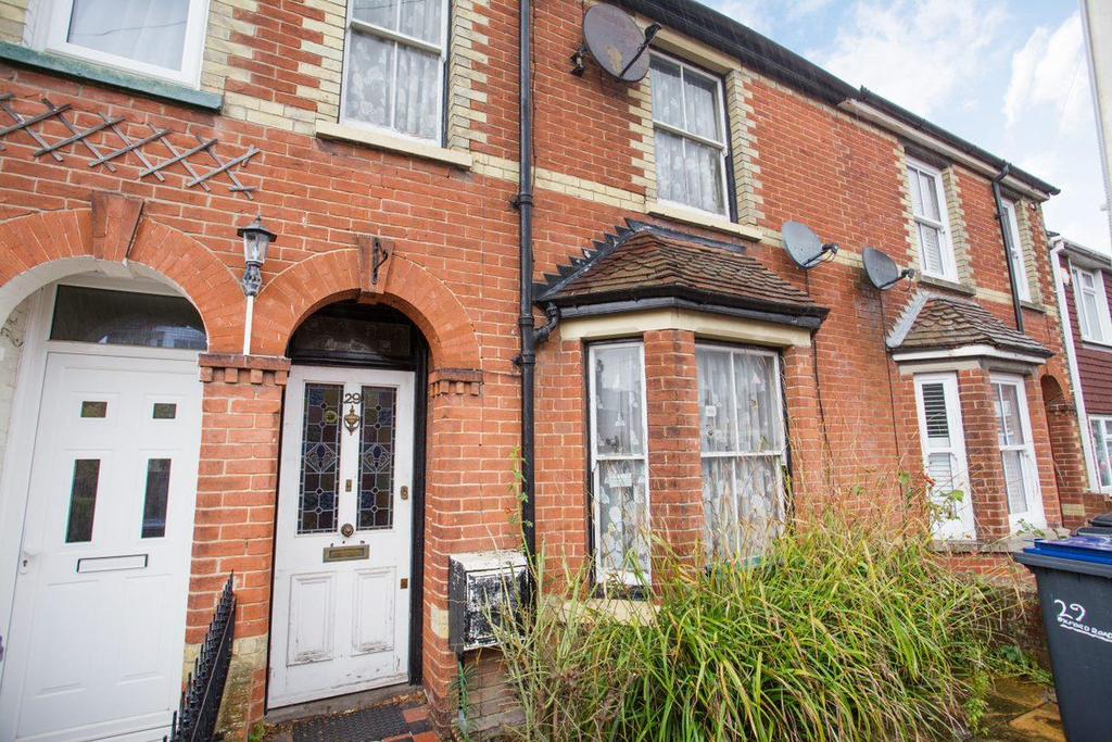 Oxford Road, Canterbury 2 bed terraced house £250,000