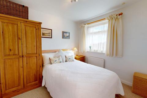46 Farncombe Way, Whitfield, Dover, CT16 3NT